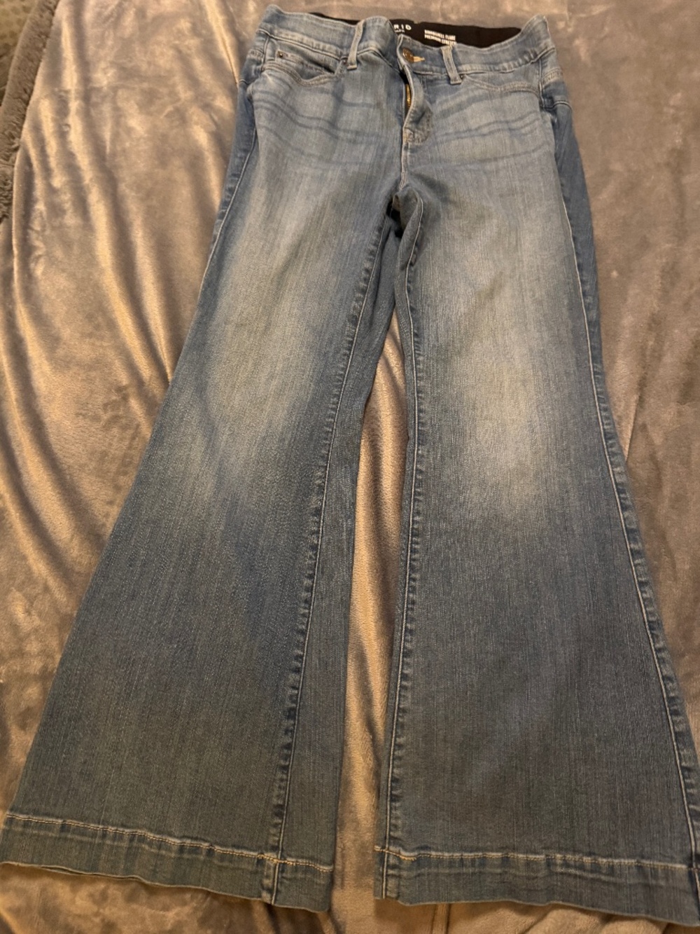 Torrid Bombshell Flare Jeans 10S Premium Stretch Light Wash High Rise